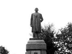 藤井能三像