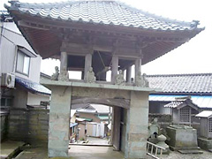 金鳳寺入り口の鐘突堂
