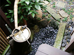 水琴、水を流すといい音がします