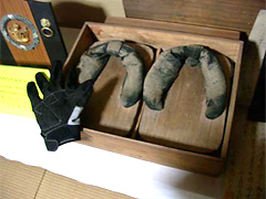 ほぼ真四角な能登の横綱の下駄
