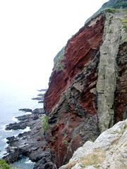 知夫里島の赤壁