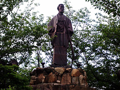 高杉晋作の像