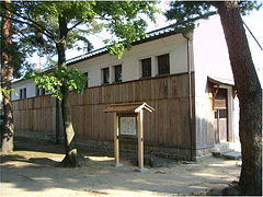 移設されたニシン倉(水戸烈士記念館)