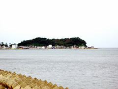 輪島崎の「日和山」(右側のちょっと高い所)